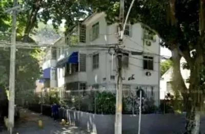 Apartamento com 3 quartos , em excelente localização na tijuca.