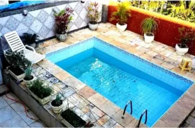 Casa duplex  com 3 quartos, 1 suíte na taquara , em jacarepaguá