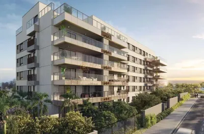 Cobertura linear alto padrão na quadra da praia, posto 4 barra da tijuca.