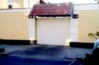 Casa  com 3 quartos, 1 suite, no pechincha em jacarepagua.