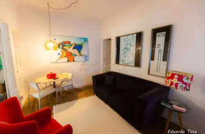 Apartamento , com 2 quartos para venda no coração de ipanema.