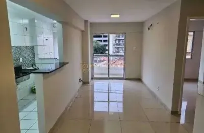 Apartamento em condomínio clube na tijuca com 2 quartos