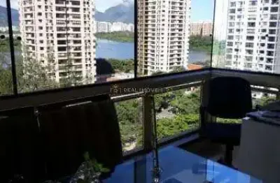 Apê com 2 quartos e dependência de empregada - barra da tijuca