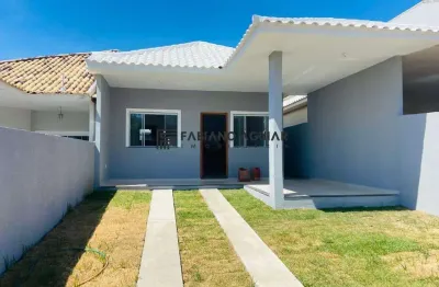 Casa em araruama (3 quartos - 1 suíte) - r$ 550.000,00 - parque hotel (final da construção)