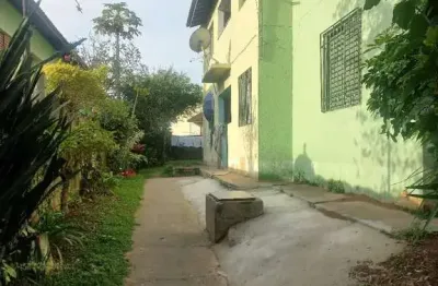Vende-se casa dois dormitorios cidade tiradentes
aceita financiamento.