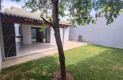 Linda casa  no bairro jardim europa , próxima ao colégio tiradentes.