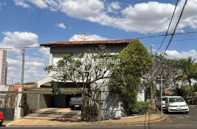 Casa com 4 dormitórios à venda, 265 m² por r$ 890.000,00 - mercês - uberaba/mg