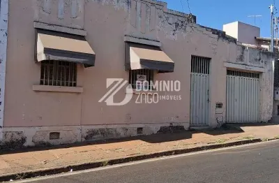 Casa com 2 dormitórios à venda, 230 m² por r$ 550.000,00 - mercês - uberaba/mg