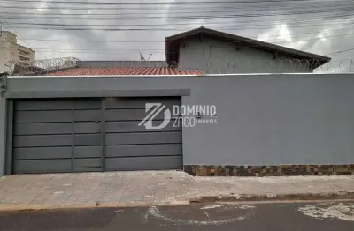 Casa com 3 quartos à venda na Rua Engenheiro Foze Kalil Abrahão, Mercês, Uberaba