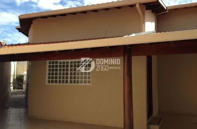 Casa com 3 dormitórios à venda, 218 m² por R$ 620.000,00 - Jardim São Bento - Uberaba/MG