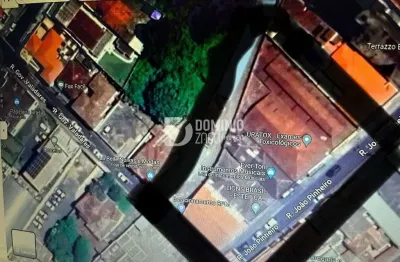 Barracão / Galpão / Depósito à venda na Rua João Pinheiro, Centro, Uberaba