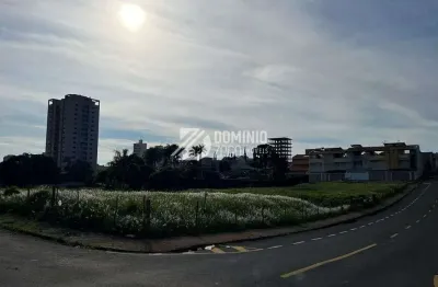 Terreno à venda na Rua Ceará, Santa Maria, Uberaba