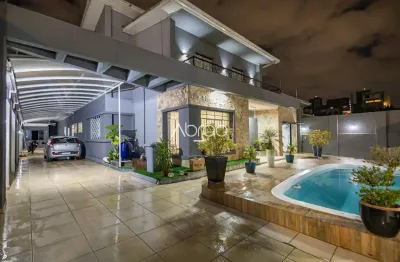 Casa comercial ou residencial com 7 quartos para alugar no cristo rei - 540 m² | ref 188