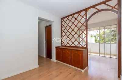 Apartamento de 2 quartos com armários para alugar no Portão - 53 m² | Ref. 133