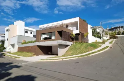 Casa à venda em valinhos, chácaras silvania, com 3 suítes, com 310 m², tabapuã