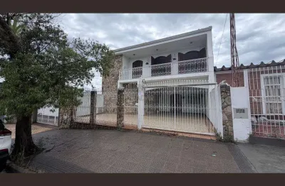 Sobrado à venda em Campinas, Jardim Nova Europa, com 4 quartos, com 248 m²