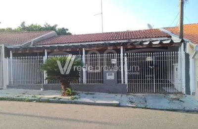 Casa com 2 quartos à venda na Rua Júlio Soares Motta, 92, Jardim Santa Amália, Campinas, 190 m2 por R$ 490.000