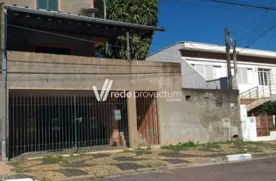 Casa com 3 quartos à venda na Rua Doutor Raul Soares Bicudo, 22, Jardim dos Oliveiras, Campinas, 253 m2 por R$ 480.000