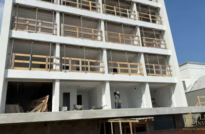 Estúdio com vista mar e vaga à venda no centro de floripa!