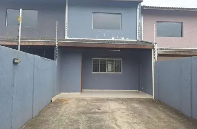 Sobrado para locação, com 02 dormitórios sendo 01 suíte, belo de um quintal, muito bem localizado n