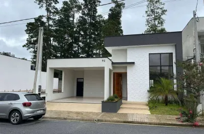 Casa para venda e locação, possuindo 03 ormitórios sendo 01 suíte, condomínio morada do visconde, t