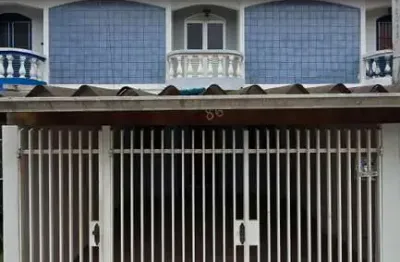 Sobrado para locação 2 dormitórios, atrás do quartel, bairro independência taubaté