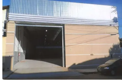 Galpão Industrial de 585m² em Taubaté – Localização Estratégica próximo à Rod. Dutra - Taubaté, SP