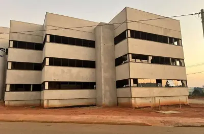 Barracão / Galpão / Depósito para alugar na Moacyr Castro, 100, Éden, Sorocaba