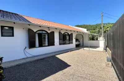 Casa com 4 quartos à venda no valparaíso, blumenau , 184 m2 por r$ 640.000