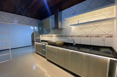Casa com 3 quartos para alugar na Vila Itoupava, Blumenau , 230 m2 por R$ 4.200