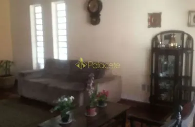 Casa à venda 4 quartos, 1 suite, 3 vagas, 444.7m², centro, pindamonhangaba - sp