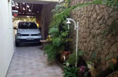 Casa à venda 3 quartos, 1 suite, 2 vagas, 179.2m², são benedito, pindamonhangaba - sp