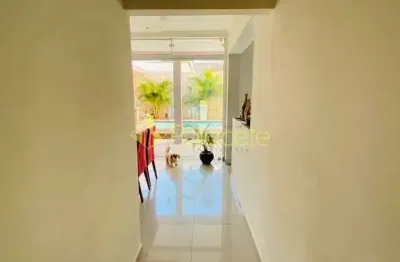Casa à venda 4 quartos, 1 suite, 3 vagas, 250m², residencial mombaça, pindamonhangaba - sp