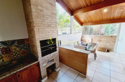 Casa à venda 3 quartos, 1 suite, 2 vagas, 250m², chácaras reunidas brasil, taubaté - sp | condomíni