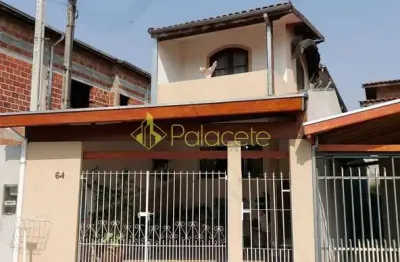 Sobrado imponente com 4 dormitórios, 2 suítes, cozinha externa, sacada e ótima estrutura à venda -