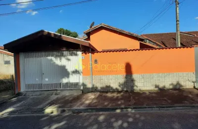 Casa à venda 3 quartos, 2 vagas, 300m², laerte assunção, pindamonhangaba - sp