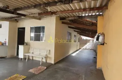 Casa à venda 3 quartos, 1 suite, 1 vaga, 295m², alto do tabaú, pindamonhangaba - sp