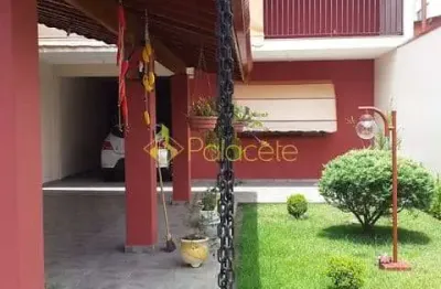 Casa à venda 7 quartos, 3 suites, 392m², são benedito, pindamonhangaba - sp