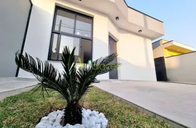 Casa térrea moderna com 3 dormitórios, suíte, closet, área gourmet e acabamentos de alta qualidade