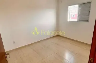 Apartamento para venda 2 quartos, sala com sacada, 1 vaga de garagem com ótima localização, 55m², p