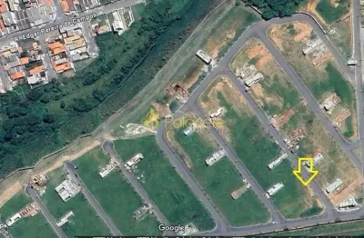 Terreno de 175m² no bosque da imperatriz, próximo à entrada do condomínio, com infraestrutura compl