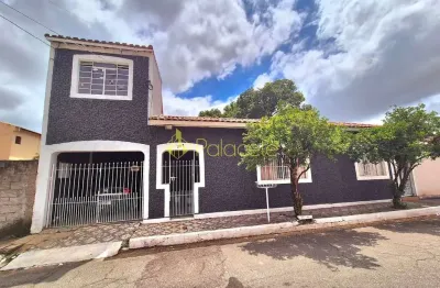 Casa térrea na região central de roseira com espaço comercial, quintal amplo, piscina e churrasquei