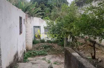 Casa à venda na Vila São José, Pindamonhangaba 