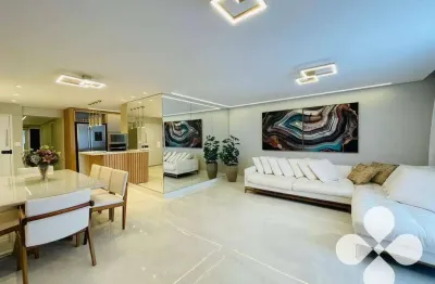 Apartamento 3 dormitórios frente mar no gonzaga, totalmente reformado com vista panorâmica da praia