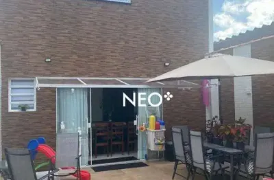 Casa com 4 quartos, suíte máster e piscina – vila valença, são vicente – 180m²