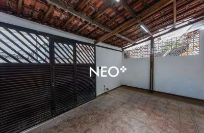 Casa com 3 dormitórios para alugar, 220 m² por R$ 3.500/mês - Centro - São Vicente/SP