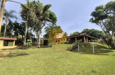 Chacara com dois lotes, piscina e campo de futebol a venda em itatiba!!