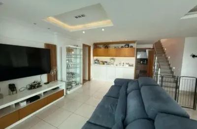 Cobertura duplex de alto luxo na península/barra! 262m², vista lagoa, piscina privativa e 3 vagas.