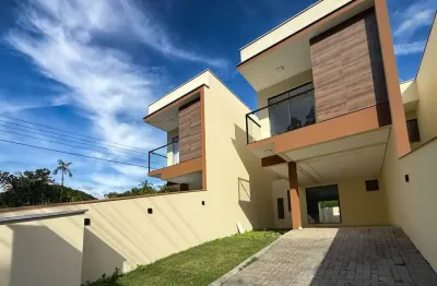 Geminado duplex | ilha da figueira | 3 quartos (1 suíte) | 143m²