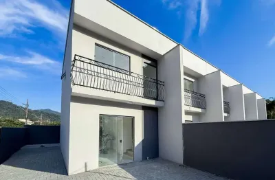 Casa com 3 quartos à venda no São Luís, Jaraguá do Sul 